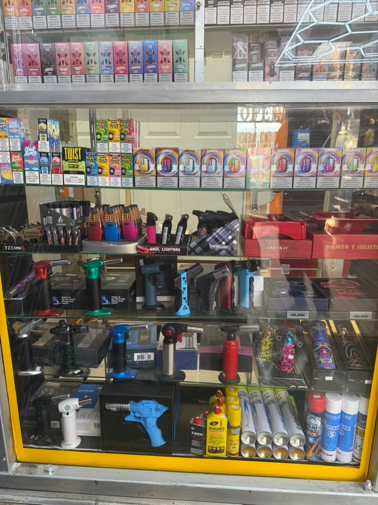 Smoke Mart