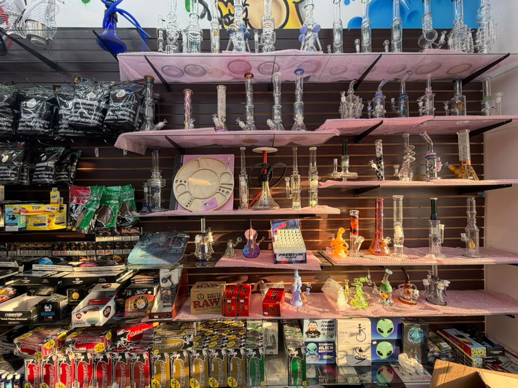 Smoke Mart